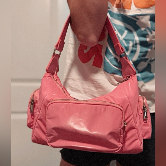 NWT Pink Nylon Y2K (BRAT) inspired purse - Picture 9 of 10